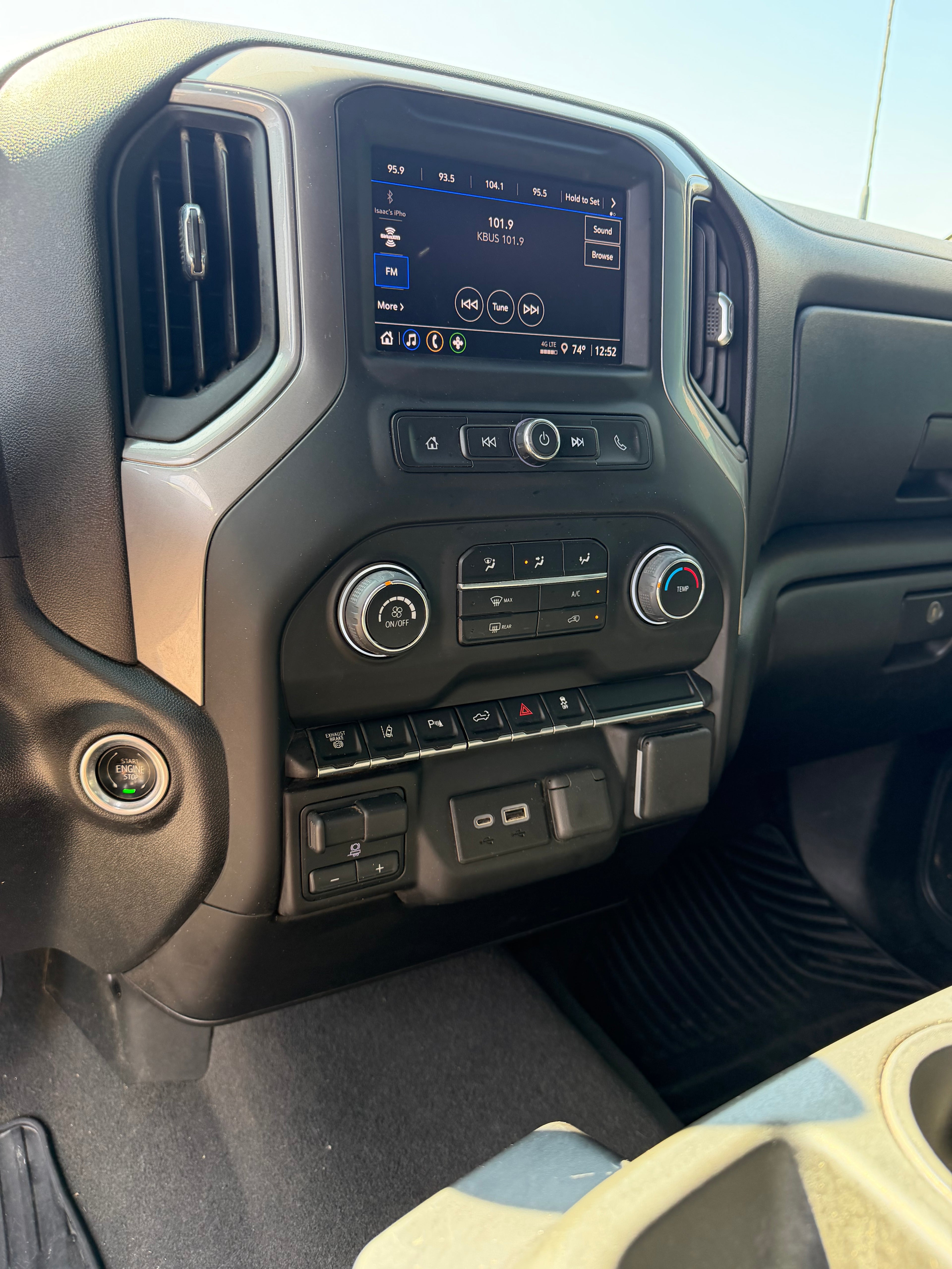2024 Chevrolet 2500 HD Custom